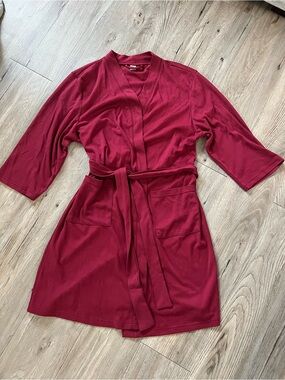 Amazon Women's Wine Red Tie-Belt Lounge Robe